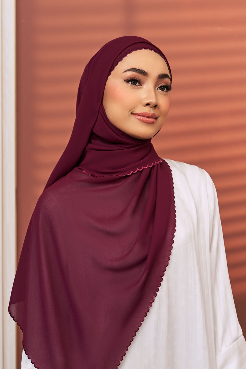 TIARA Sulam Shawl in Burgundy